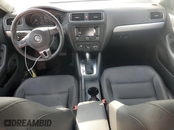 2011 Volkswagen Jetta SEL with VIN 3VWLZ7AJXBM056107, listed as a Copart auction lot 69955534 with 104,451 mi miles and Salvage title. Bid and sale history available at DreamBid. Image 8.