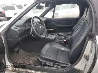 2000 BMW Z3 2.5L with VIN 4USCH9347YLG04144, listed as a Copart auction lot 44942045 with 92,272 mi miles and Clean Title. Bid and sale history available at carsss.com. Image 7.