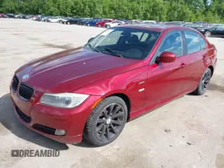 2011 BMW 3 Series 328i xDrive z VIN WBAPK7C51BA971527, wystawiony jako IAAI lot #42204551 z przebiegiem 160 633 mil mil oraz . Historia ofert i sprzedaży dostępna na DreamBid. Obrazek 2.