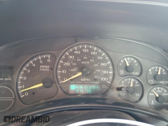 2001 Chevrolet Silverado 1500 LS with VIN 1GCEC19VX1E284081, listed as a Copart auction lot 85853514 with 210,136 mi miles and Salvage Title. Bid and sale history available at DreamBid. Image 9.