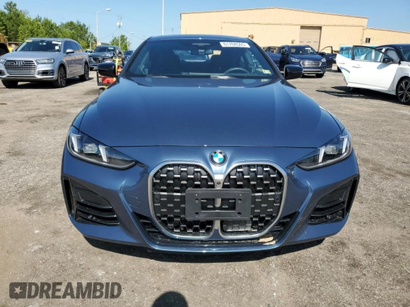 2025 BMW 4 Series 430i with VIN WBA43DA02SCT09580, listed as a Copart auction lot 61768505 with 3,051 mi miles and Salvage title. Bid and sale history available at DreamBid. Image 5.