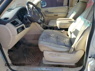 2007 Cadillac Escalade z VIN 1GYFK63887R245962, wystawiony jako Copart lot #52580555 z przebiegiem 180 182 mil mil oraz Szkody całkowita. Historia ofert i sprzedaży dostępna na DreamBid. Obrazek 7.