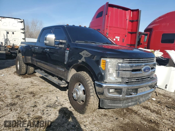 2017 Ford F-350 Lariat with VIN 1FT8W3DT7HEB44652, listed as a Copart auction lot 65071615 with 55,544 mi miles and Salvage title. Bid and sale history available at DreamBid. Image 4.