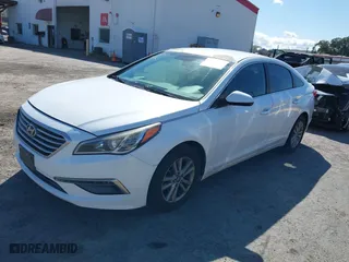 2015 Hyundai Sonata 2.4L SE with VIN 5NPE24AF0FH058700, listed as a IAAI auction lot 41954759 with 123,944 mi miles. Bid and sale history available at carsss.com. Image 17.