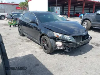 2013 Kia Optima SX с VIN 5XXGR4A61DG100479, выставлен на аукционе IAAI как лот 42376261 с пробегом 201 615 миль миль и . История ставок и продаж доступна на DreamBid. Изображение 1.
