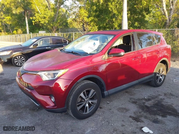 2018 Toyota RAV4 XLE with VIN 2T3WFREV7JW496591, listed as a IAAI auction lot 41752233 with 54,027 mi miles. Bid and sale history available at carsss.com. Image 2.