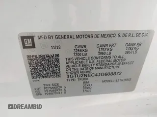 2018 GMC Sierra 1500 SLT z VIN 3GTU2NEC4JG608872, wystawiony jako IAAI lot #42299300 z przebiegiem 78 206 mil mil oraz . Historia ofert i sprzedaży dostępna na DreamBid. Obrazek 9.