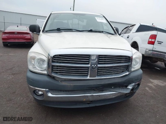2007 Dodge Ram 1500 SLT with VIN 1D7HA18277J613206, listed as a IAAI auction lot 41464003 with NaN miles. Bid and sale history available at carsss.com. Image 13.