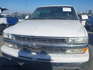 2003 Chevrolet Tahoe LT with VIN 1GNEC13Z73R168819, listed as a IAAI auction lot 41679179 with 141,164 mi miles. Bid and sale history available at carsss.com. Image 11.