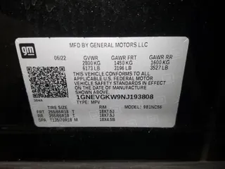 2022 Chevrolet Traverse LT Cloth with VIN 1GNEVGKW9NJ193808, listed as a Copart auction lot 47380713 with 6,028 mi miles. Bid and sale history available at carsss.com. Image 13.