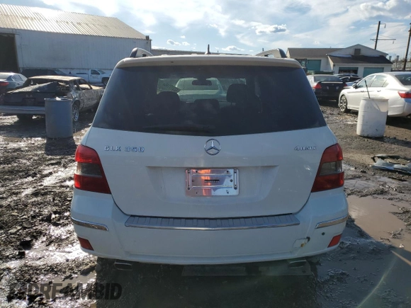 2010 Mercedes-Benz GLK 350 with VIN WDCGG8HB0AF325674, listed as a Copart auction lot 42317145 with 189,399 mi miles and Clean Title. Bid and sale history available at DreamBid. Image 7.
