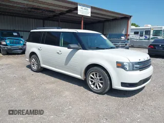 2013 Ford Flex SE with VIN 2FMGK5B8XDBD18085, listed as a IAAI auction lot 42139137 with 157,088 mi miles. Bid and sale history available at carsss.com. Image 1.