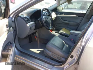 2004 Acura TSX w/Navigation with VIN JH4CL96984C024774, listed as a IAAI auction lot 41835524 with 189,924 mi miles and . Bid and sale history available at DreamBid. Image 5.