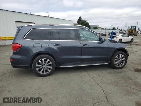 2014 Mercedes-Benz GL 450 with VIN 4JGDF7CE2EA306095, listed as a Copart auction lot 53531685 with 79,586 mi miles and Salvage title. Bid and sale history available at DreamBid. Image 3.