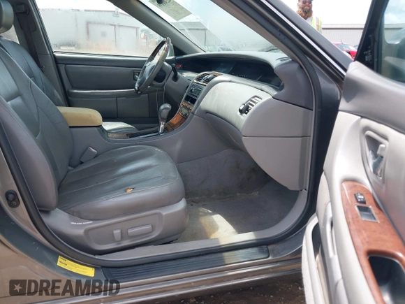 2004 Toyota Avalon XL z VIN 4T1BF28B74U385110, wystawiony jako IAAI lot #42360699 z przebiegiem 287 519 mil mil oraz . Historia ofert i sprzedaży dostępna na DreamBid. Obrazek 5.