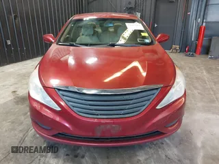 2012 Hyundai Sonata GLS z VIN 5NPEB4AC1CH501910, wystawiony jako IAAI lot #42285011 z przebiegiem 178 600 mil mil oraz . Historia ofert i sprzedaży dostępna na DreamBid. Obrazek 12.