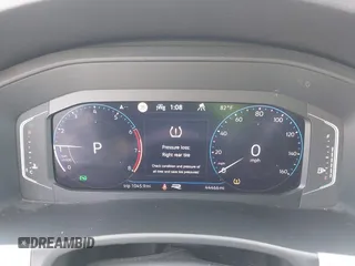 2021 Volkswagen Atlas SEL Premium R-Line with VIN 1V2FE2CA8MC235003, listed as a IAAI auction lot 42513449 with 44,466 mi miles and . Bid and sale history available at DreamBid. Image 7.