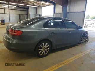 2015 Volkswagen Jetta SE with VIN 3VWD17AJ5FM355537, listed as a Copart auction lot 61904555 with 210,445 mi miles and Salvage title. Bid and sale history available at DreamBid. Image 3.