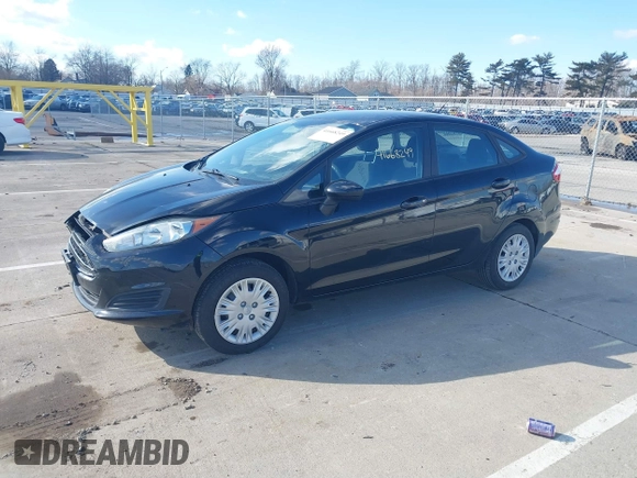 2017 Ford Fiesta S z VIN 3FADP4AJ5HM112691, wystawiony jako IAAI lot #41668249 z przebiegiem 60 514 mil mil oraz . Historia ofert i sprzedaży dostępna na DreamBid. Obrazek 2.