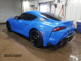 2021 Toyota Supra 3.0 z VIN WZ1DB0C07MW036585, wystawiony jako Copart lot #39852694 z przebiegiem 20 823 mil mil oraz . Historia ofert i sprzedaży dostępna na DreamBid. Obrazek 2.