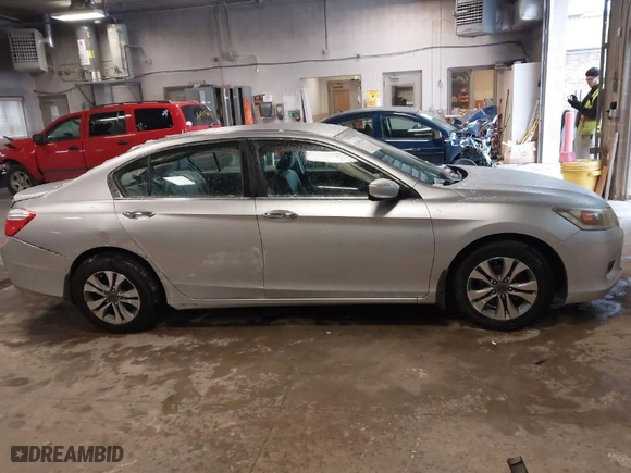 2014 Honda Accord Sedan LX with VIN 1HGCR2F32EA132986, listed as a IAAI auction lot 41509756 with NaN miles. Bid and sale history available at carsss.com. Image 13.