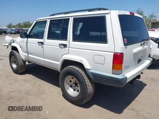 1999 Jeep Cherokee Sport with VIN 1J4FT68S1XL522018, listed as a IAAI auction lot 42551567 with 180,221 mi miles and . Bid and sale history available at DreamBid. Image 3.