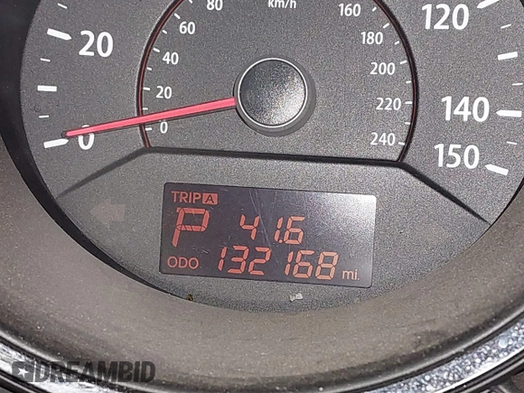 2012 Kia Sorento EX with VIN 5XYKU4A20CG290324, listed as a IAAI auction lot 41703467 with 132,168 mi miles. Bid and sale history available at carsss.com. Image 15.