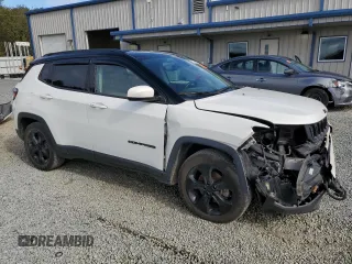 2020 Jeep Compass Altitude with VIN 3C4NJCBBXLT176726, listed as a Copart auction lot 79712814 with 108,631 mi miles and Salvage Title. Bid and sale history available at carsss.com. Image 4.