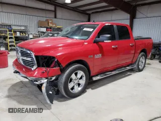 2016 Ram 1500 Big Horn z VIN 3C6RR7LT4GG240872, wystawiony jako Copart lot #52927055 z przebiegiem 101 567 mil mil oraz Szkoda całkowita • Salvage title. Historia ofert i sprzedaży dostępna na DreamBid. Obrazek 1.