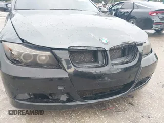 2006 BMW 3 Series 325i z VIN WBAVB13516KR64646, wystawiony jako IAAI lot #42387802 z przebiegiem 197 143 mil mil oraz . Historia ofert i sprzedaży dostępna na DreamBid. Obrazek 15.