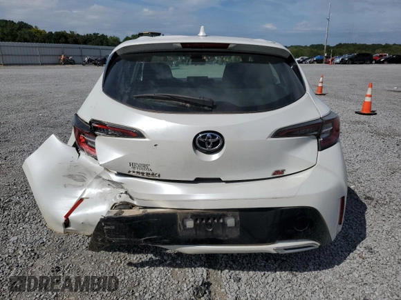 2021 Toyota Corolla Hatchback SE with VIN JTNB4MBE3M3131954, listed as a Copart auction lot 69966354 with 26,789 mi miles and Salvage Title. Bid and sale history available at carsss.com. Image 6.