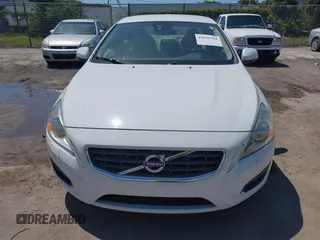 2013 Volvo S60 T5 Premier with VIN YV1612FS7D2197278, listed as a IAAI auction lot 42035502 with 113,484 mi miles. Bid and sale history available at carsss.com. Image 6.