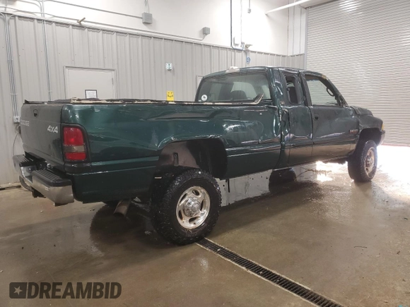 2001 Dodge Ram 2500 with VIN 3B7KF236X1G709065, listed as a Copart auction lot 88531565 with 352,054 mi miles and Clean Title. Bid and sale history available at carsss.com. Image 3.