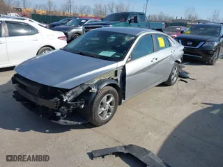 2021 Hyundai Elantra SE with VIN 5NPLL4AG1MH019074, listed as a IAAI auction lot 41755879 with 22,972 mi miles. Bid and sale history available at carsss.com. Image 2.