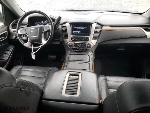2020 GMC Yukon XL Denali with VIN 1GKS2HKJ6LR143238, listed as a Copart auction lot 42918175 with 67,833 mi miles and Salvage Title. Bid and sale history available at carsss.com. Image 8.