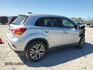 2019 Mitsubishi Outlander SE with VIN JA4AP4AU6KU022258, listed as a Copart auction lot 49253235 with 101,876 mi miles and Salvage title. Bid and sale history available at DreamBid. Image 3.