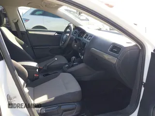 2017 Volkswagen Jetta S с VIN 3VW2B7AJXHM376861, выставлен на аукционе IAAI как лот 42250522 с пробегом 113 466 миль миль и . История ставок и продаж доступна на DreamBid. Изображение 5.