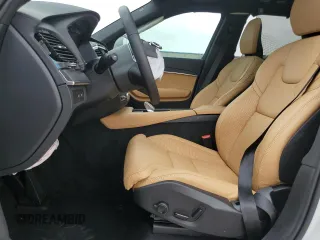 2025 Volvo XC90 Plug-In Hybrid Ultra z VIN YV4H60PF3S1312691, wystawiony jako Copart lot #51518005 z przebiegiem Nie podano mil oraz Szkoda całkowita • Salvage title. Historia ofert i sprzedaży dostępna na DreamBid. Obrazek 7.