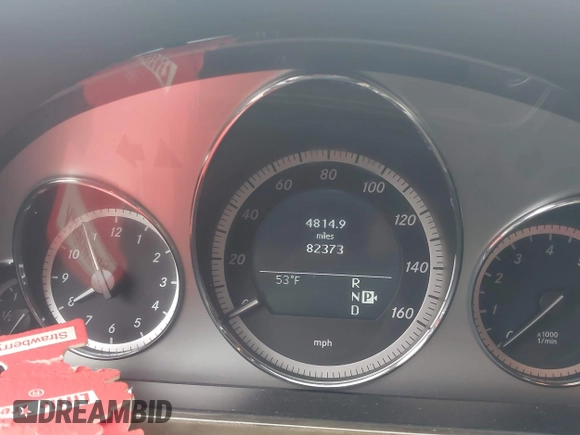 2010 Mercedes-Benz E 350 Luxury z VIN WDDHF8HBXAA082309, wystawiony jako IAAI lot #42333173 z przebiegiem 82 373 mil mil oraz . Historia ofert i sprzedaży dostępna na DreamBid. Obrazek 7.