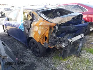 2016 Toyota Prius Four with VIN JTDKARFU6G3521298, listed as a IAAI auction lot 41113965 with 1 mi miles. Bid and sale history available at carsss.com. Image 3.