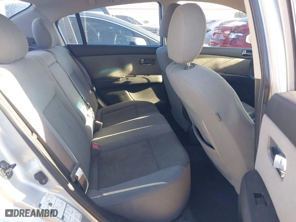 2011 Nissan Sentra 2.0 SR with VIN 3N1AB6AP5BL652277, listed as a IAAI auction lot 41698767 with 202,095 mi miles. Bid and sale history available at carsss.com. Image 8.