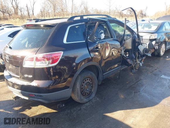 2008 Mazda CX-9 Grand Touring z VIN JM3TB38A780123593, wystawiony jako IAAI lot #41241630 z przebiegiem Nie podano mil oraz . Historia ofert i sprzedaży dostępna na DreamBid. Obrazek 4.
