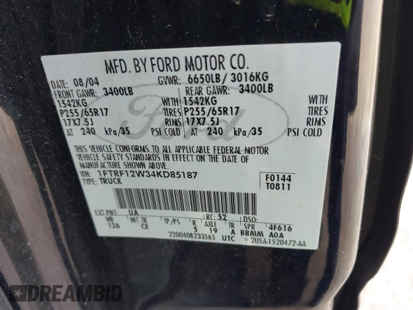2004 Ford F-150 XL with VIN 1FTRF12W34KD85187, listed as a IAAI auction lot 41737266 with 105,101 mi miles. Bid and sale history available at carsss.com. Image 9.