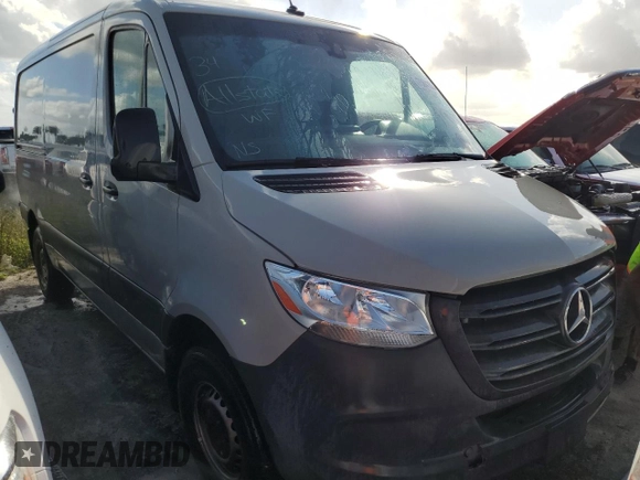 2021 Mercedes-Benz Sprinter Cargo with VIN W1Y70BGY0MT066375, listed as a Copart auction lot 75641534 with Not Provided miles and Salvage Title. Bid and sale history available at carsss.com. Image 4.