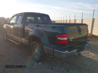 2005 Ford F-150 XLT with VIN 1FTPX025X5KC35939, listed as a IAAI auction lot 41286286 with 162,045 mi miles. Bid and sale history available at carsss.com. Image 3.