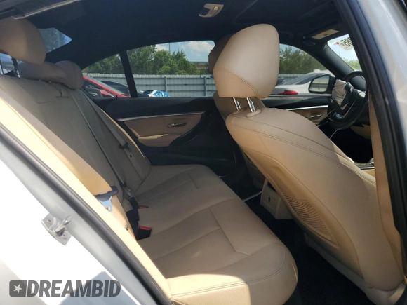 2018 BMW 3 Series 330i with VIN WBA8B9C58JEE80964, listed as a Copart auction lot 57103285 with 188,488 mi miles and Salvage title. Bid and sale history available at DreamBid. Image 10.