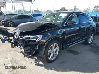 2021 Audi Q3 S line Premium Plus z VIN WA1EECF37M1095208, wystawiony jako IAAI lot #41616320 z przebiegiem 18 341 mil mil oraz . Historia ofert i sprzedaży dostępna na DreamBid. Obrazek 17.