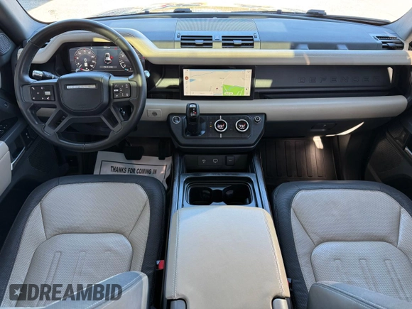2022 Land Rover Defender z VIN SALE3ERU2N2063122, wystawiony jako Copart lot #88522655 z przebiegiem 89 354 mil mil oraz Czysty tytuł • Clean title. Historia ofert i sprzedaży dostępna na DreamBid. Obrazek 9.