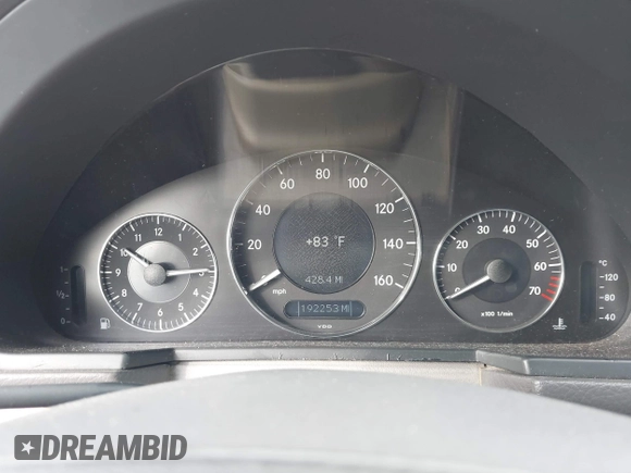 2004 Mercedes-Benz E 320 z VIN WDBUH65J24A396302, wystawiony jako IAAI lot #40853992 z przebiegiem 192 253 mil mil oraz . Historia ofert i sprzedaży dostępna na DreamBid. Obrazek 7.