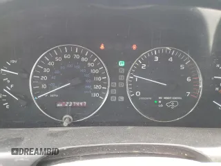2003 Lexus LX 470 z VIN JTJHT00W633531685, wystawiony jako Copart lot #49729305 z przebiegiem 237 447 mil mil oraz Szkoda całkowita • Salvage title. Historia ofert i sprzedaży dostępna na DreamBid. Obrazek 9.